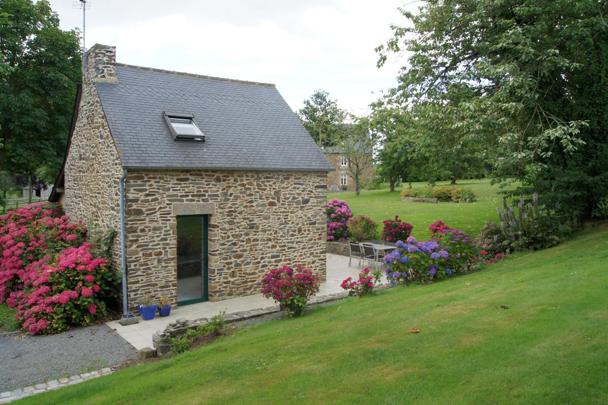Villa Les Hirondelles à Baguer-Pican Extérieur photo